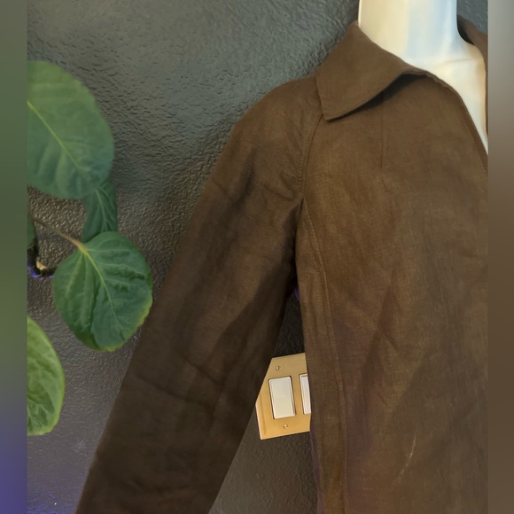 Talbots 100% Linen blazer - Picture 2 of 9